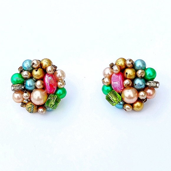 VTG CLUSTER EARRINGS JAPAN VINTAGE clip-on brass-tone Button pink white blue - Picture 1 of 7